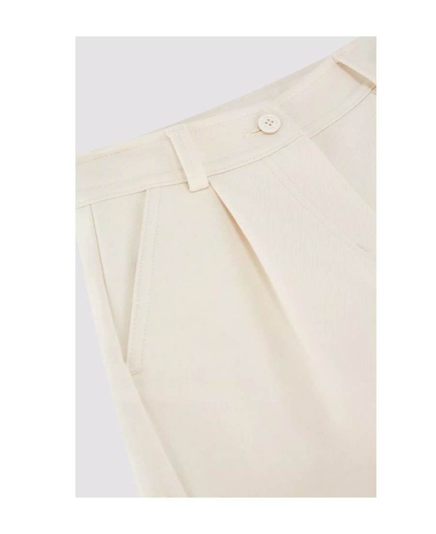 Moncler Enfant Turn-up Hem Shorts In Nude