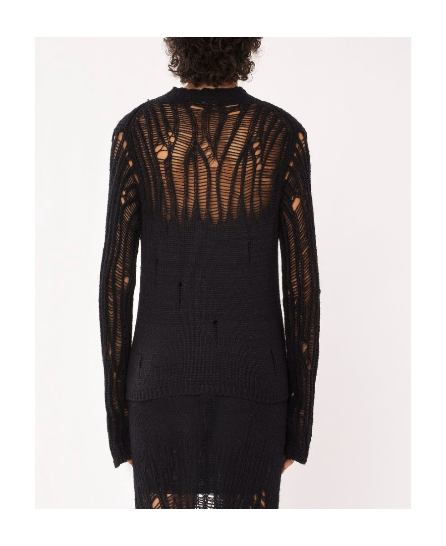 Chloé A Well-fitting Small High-necked Sweater In Black