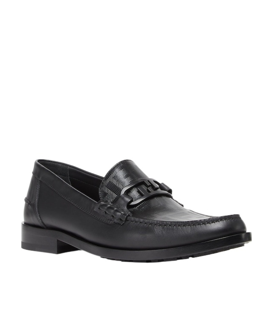 Fendi Logo-plaque Leather Loafers In Black