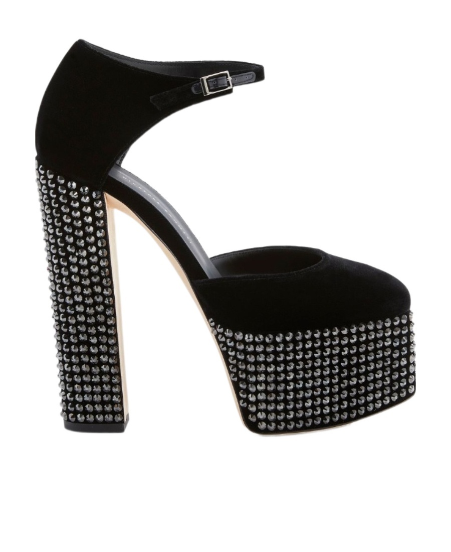 Giuseppe Zanotti Bebe 150mm Crystal-embellished Pumps In Black
