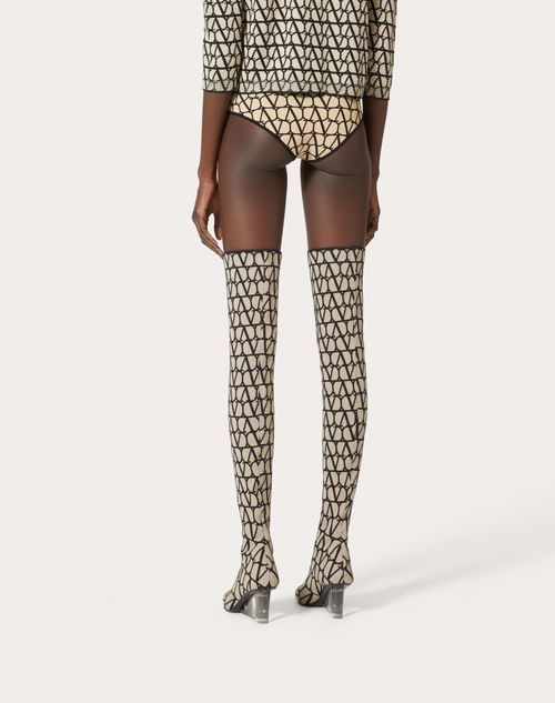 Valentino Toile Iconographe Crepe Couture Shorts In Nude