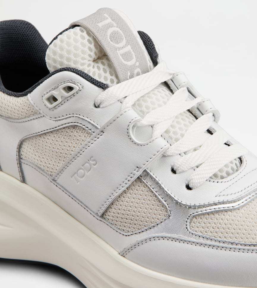 Tod's Sneakers In Leather And Fabric