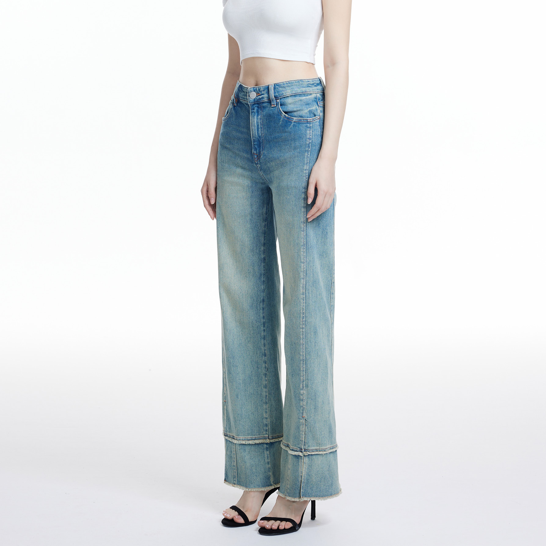Liuregali Wide-legged Jeans In Gray