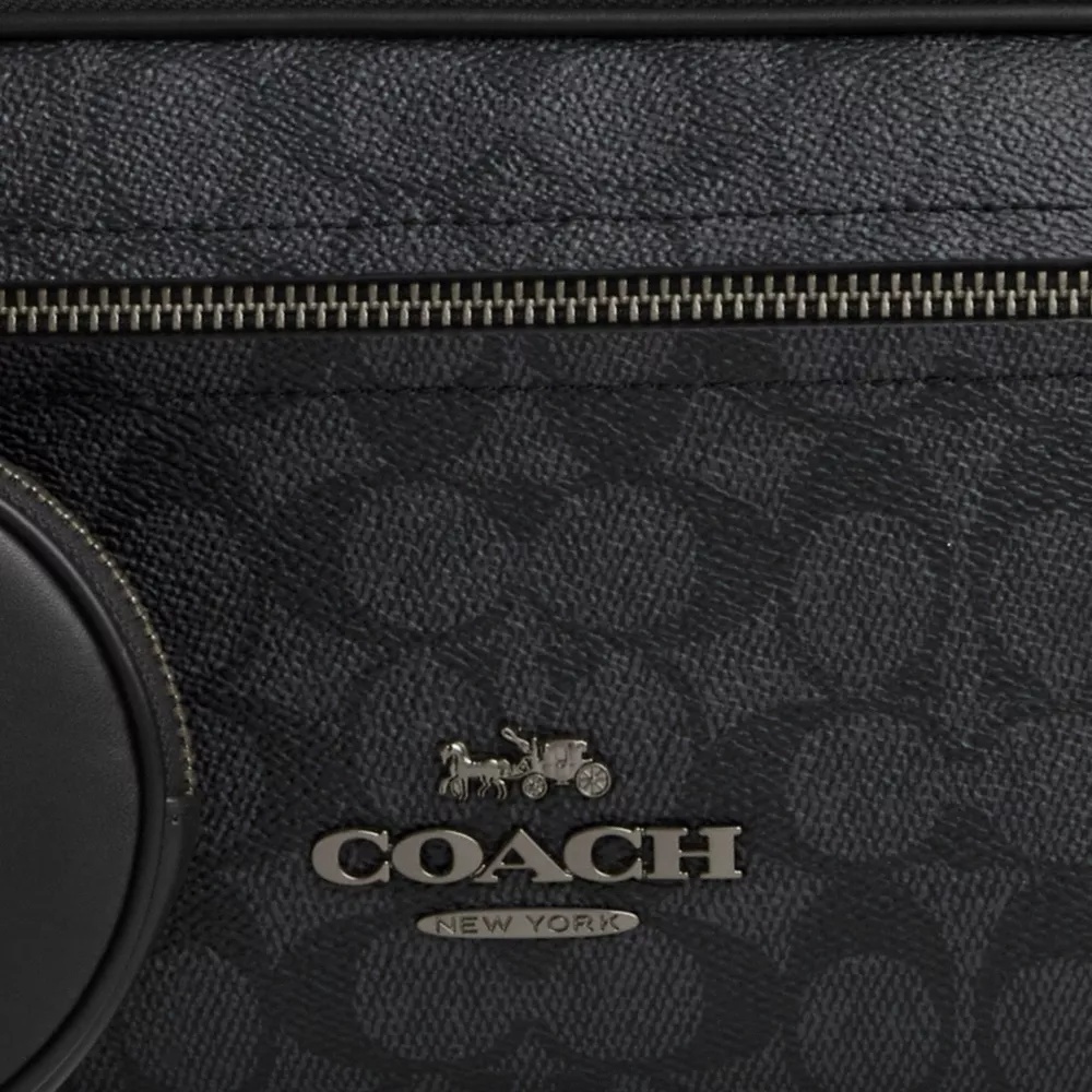 Coach Logo Wallet In Black