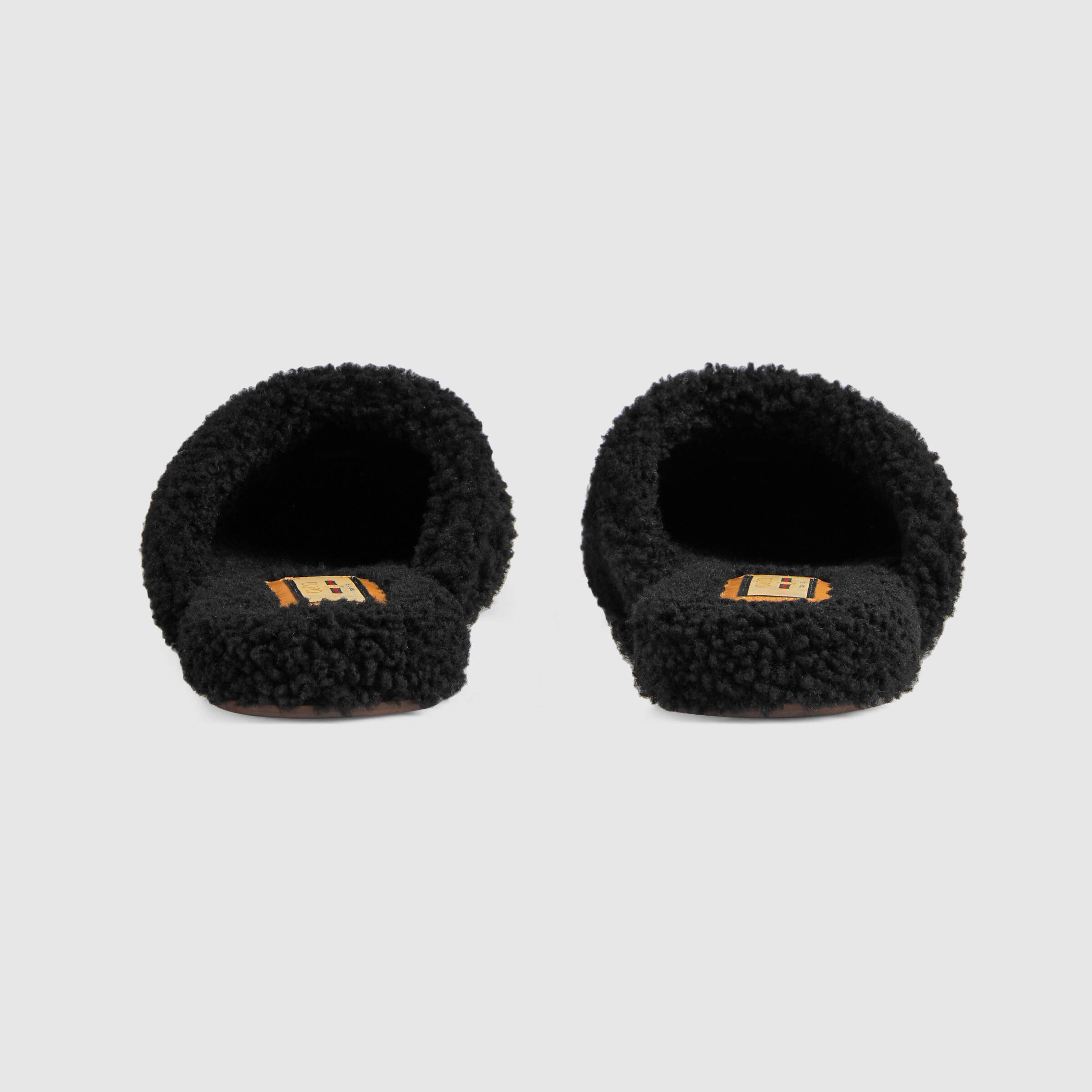 Gucci Interlocking-g Textured Slippers In Black