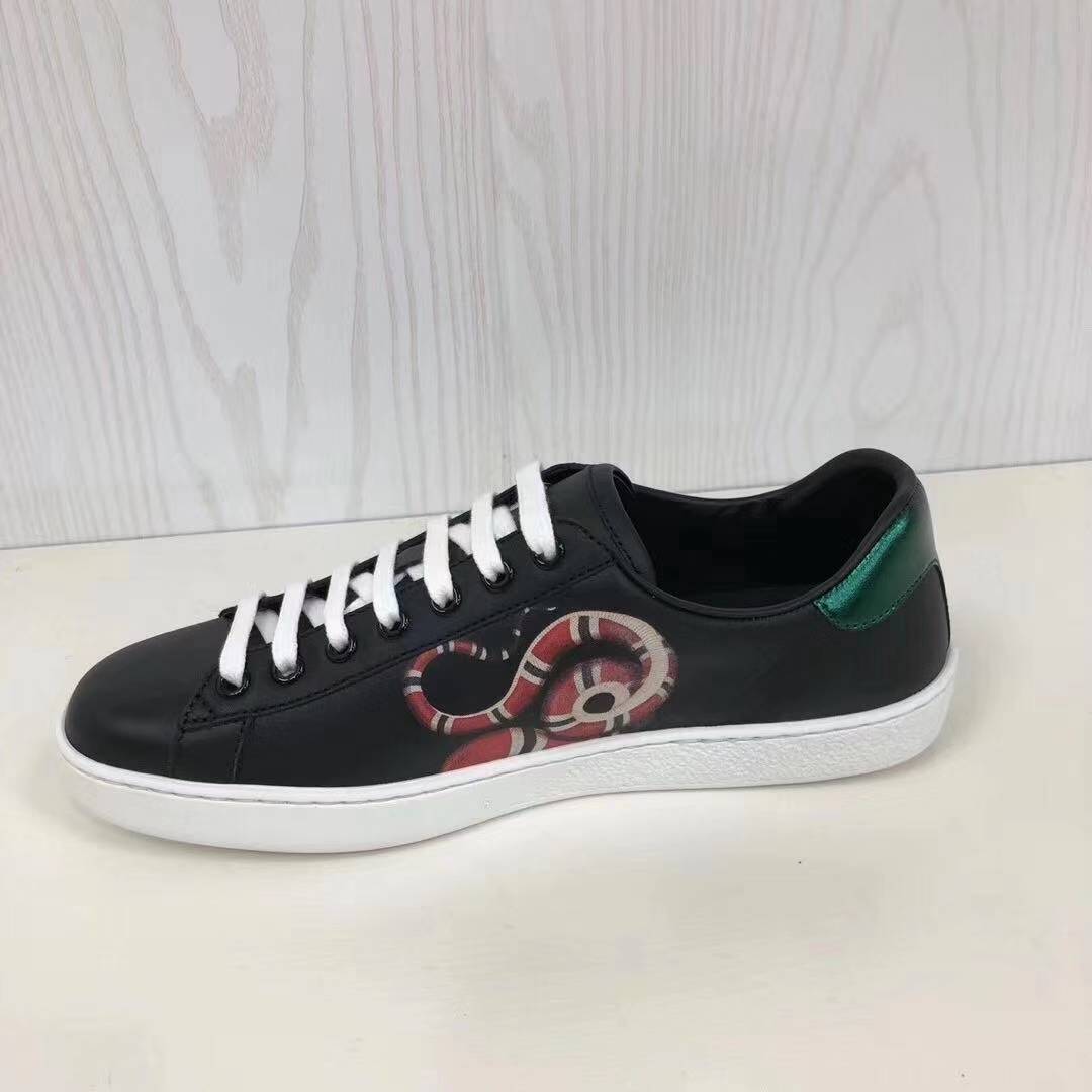 Gucci Serpentine Casual Sneakers In Black