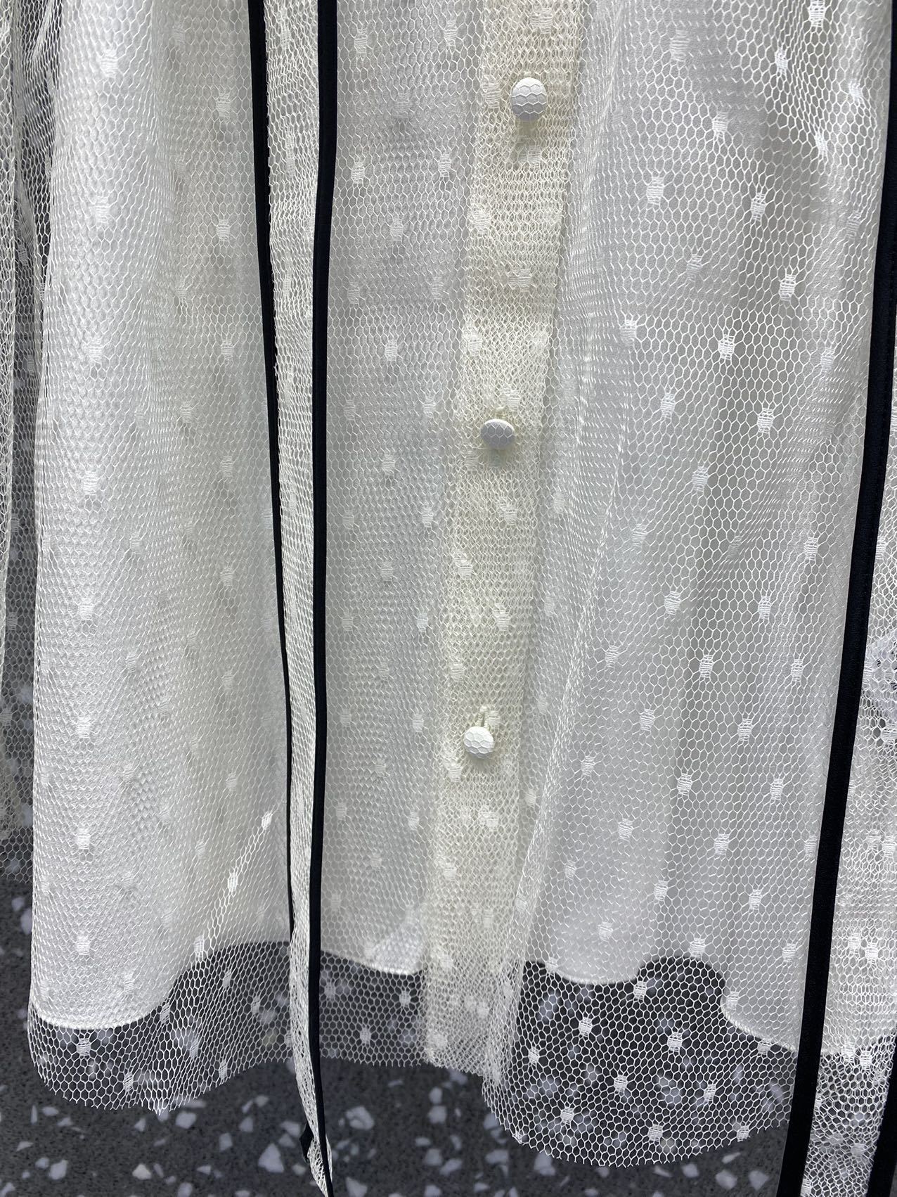 Red Valentino Bow Shirt In White