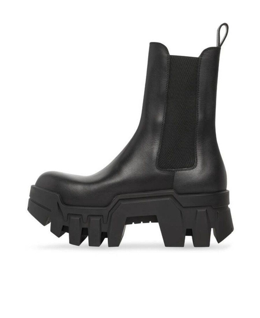 Balenciaga Bulldozer 40 Leather Chelsea Boots In Black