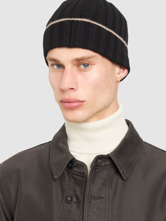 Brunello Cucinelli Cashmere Ribbed Knit Beanie Hat