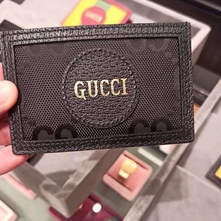 Gucci Off The Grid Gg Supreme Cardholder In Black