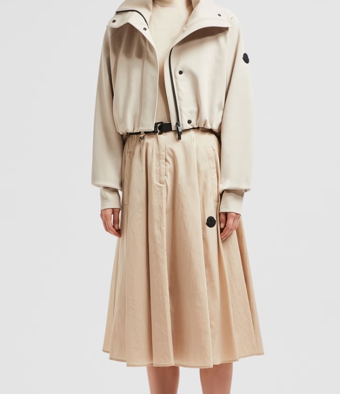 Moncler Jupe Midi À Ceinture In Nude