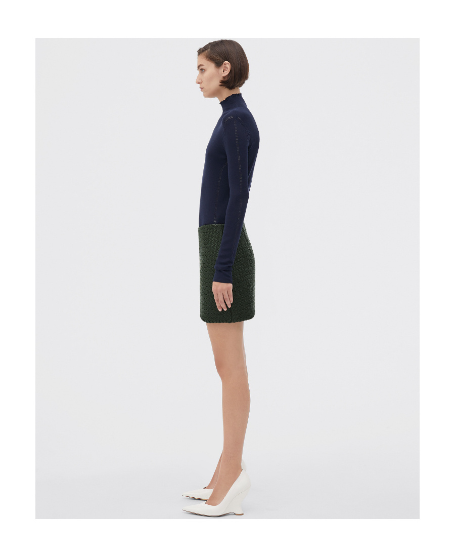 Bottega Veneta Green Intrecciato Raffia Mini Skirt For Women In Black