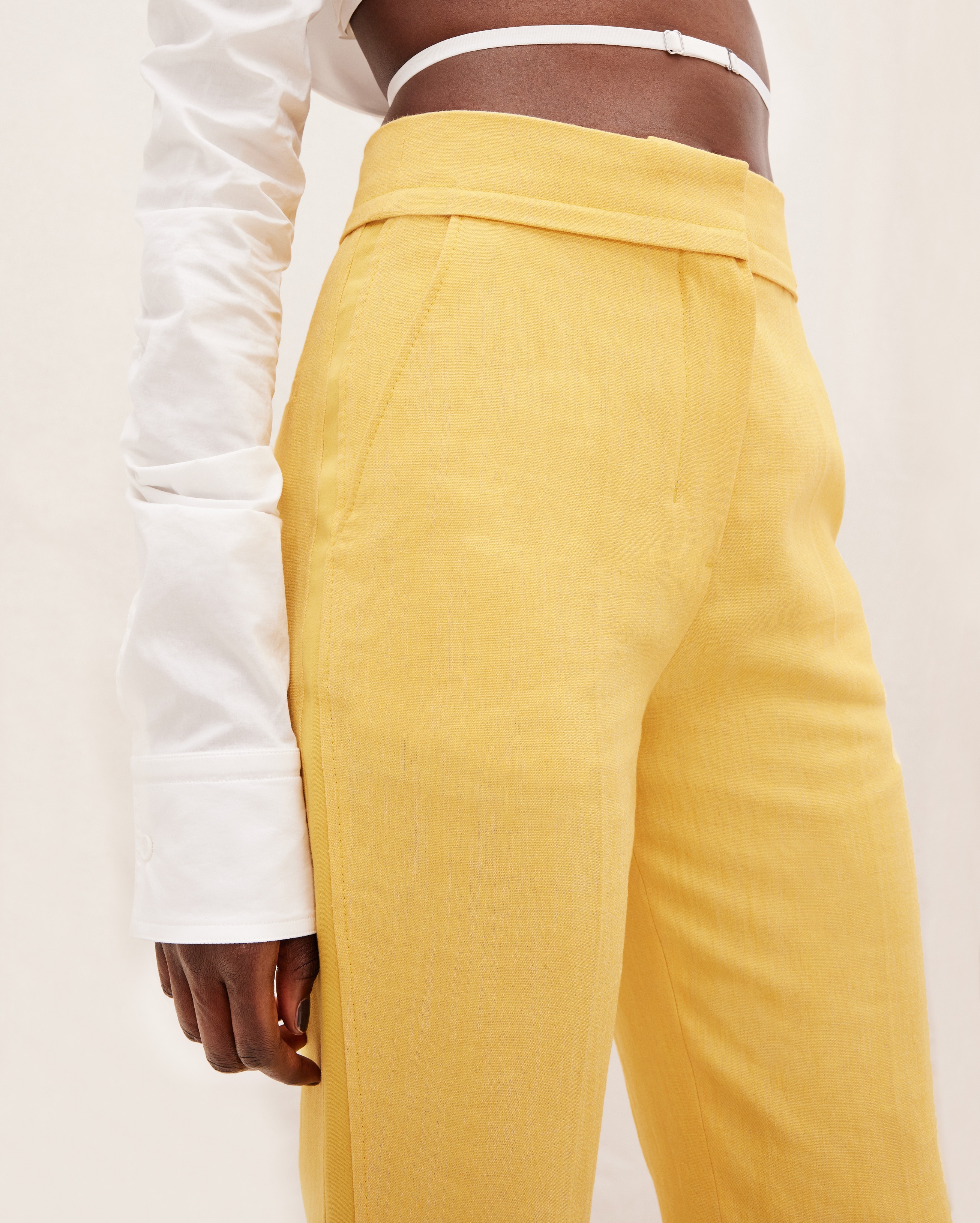 Jacquemus Le Pantalon Tibau High-waisted Trousers In Yellow