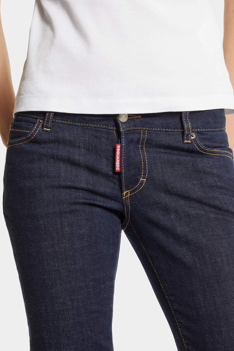 Dsquared2 Jennifer Cropped Jeans In Black