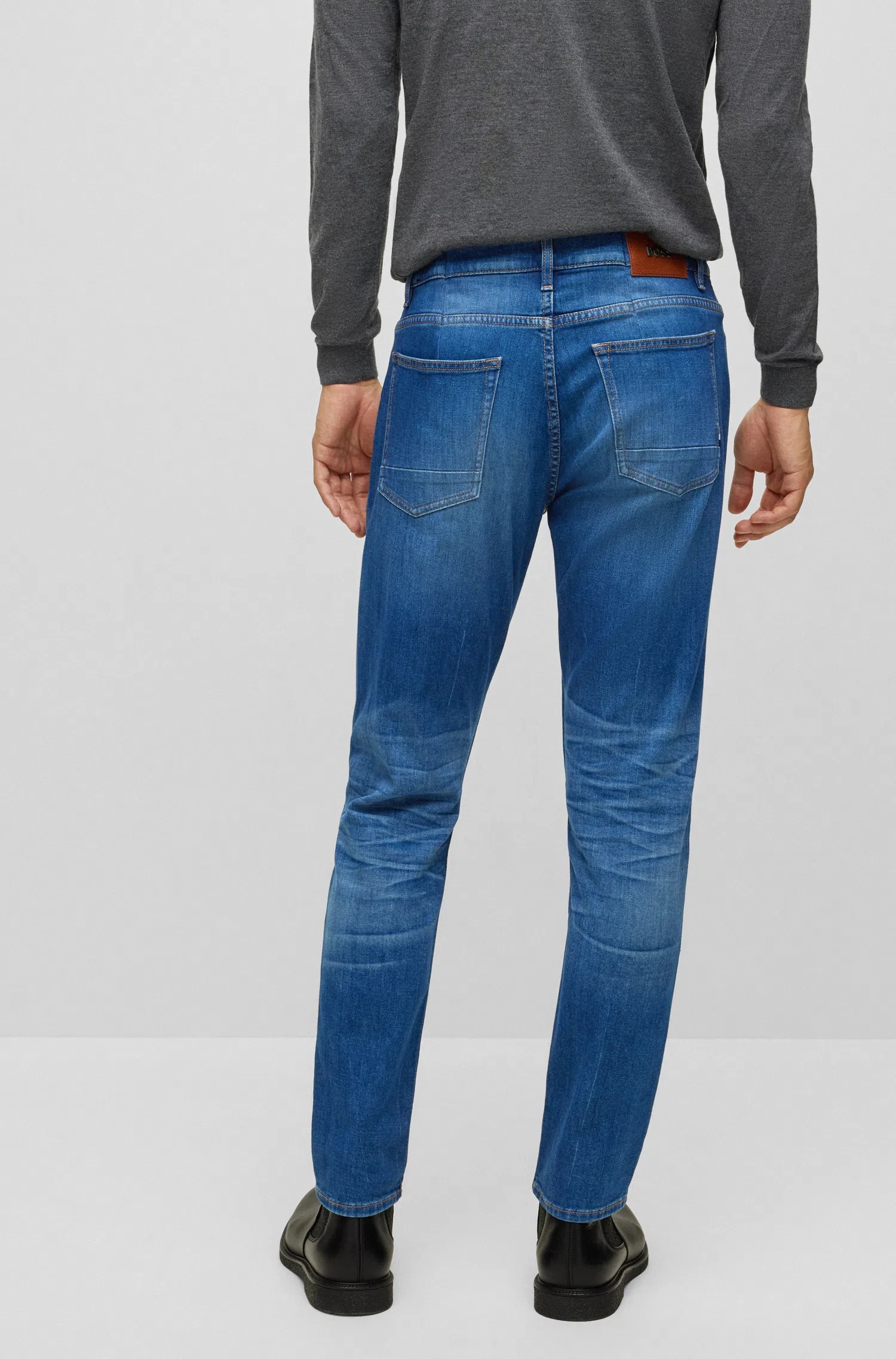 HUGO BOSS SLIM JEANS