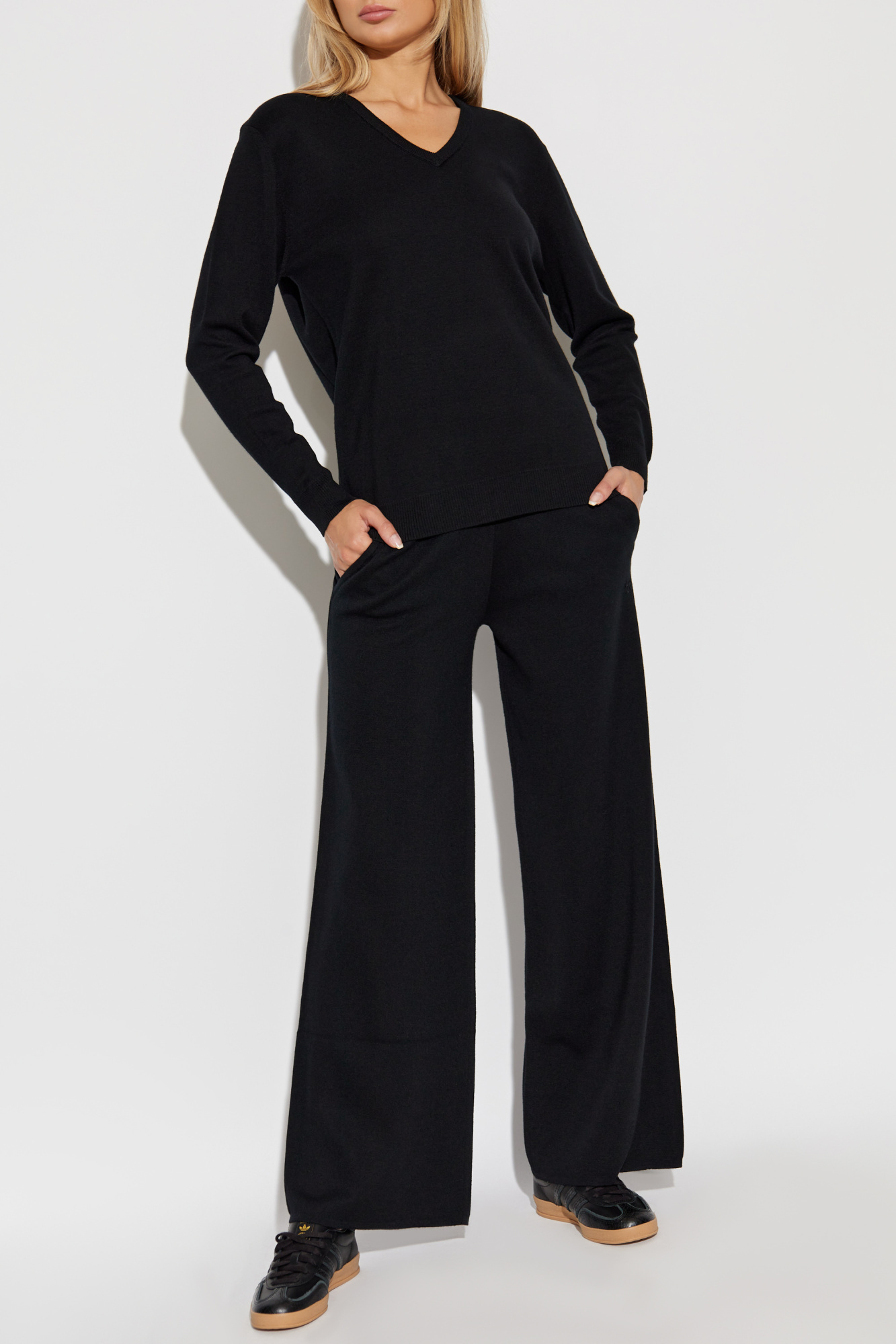 Max Mara Women's Forest Green Wool Sweater In Black