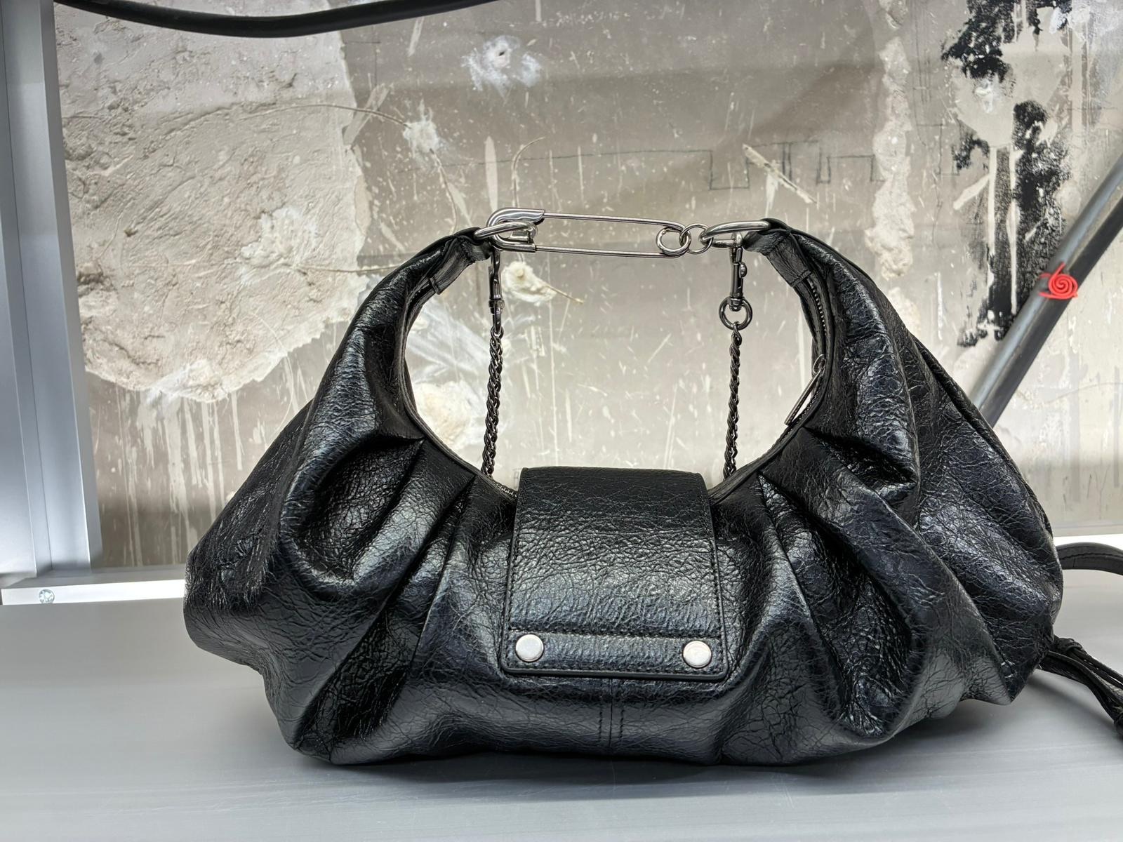 Balenciaga Pamela Shoulder Bag In Black
