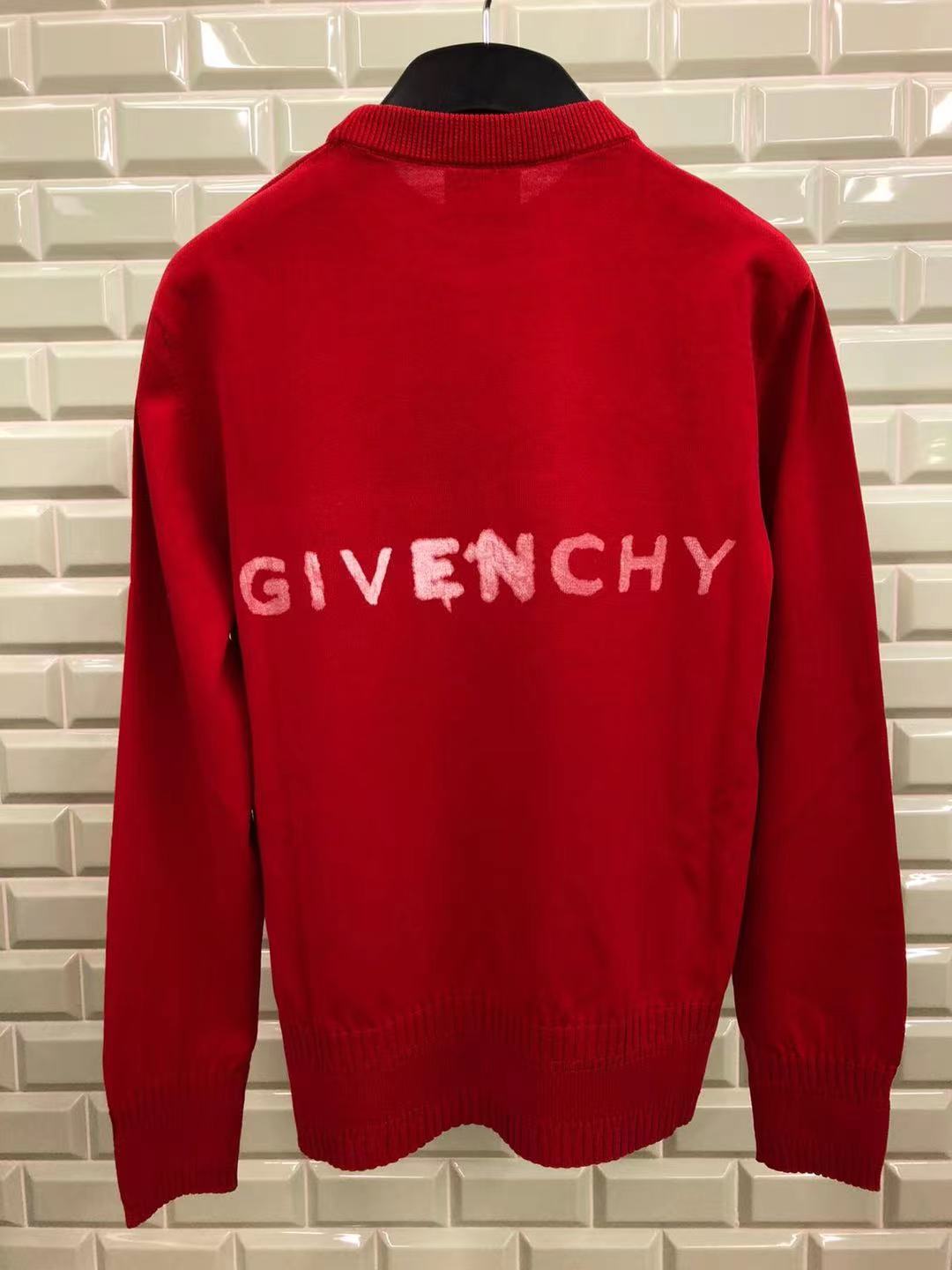Givenchy Gothic-print Knitted Long-sleeve Jumper In Red