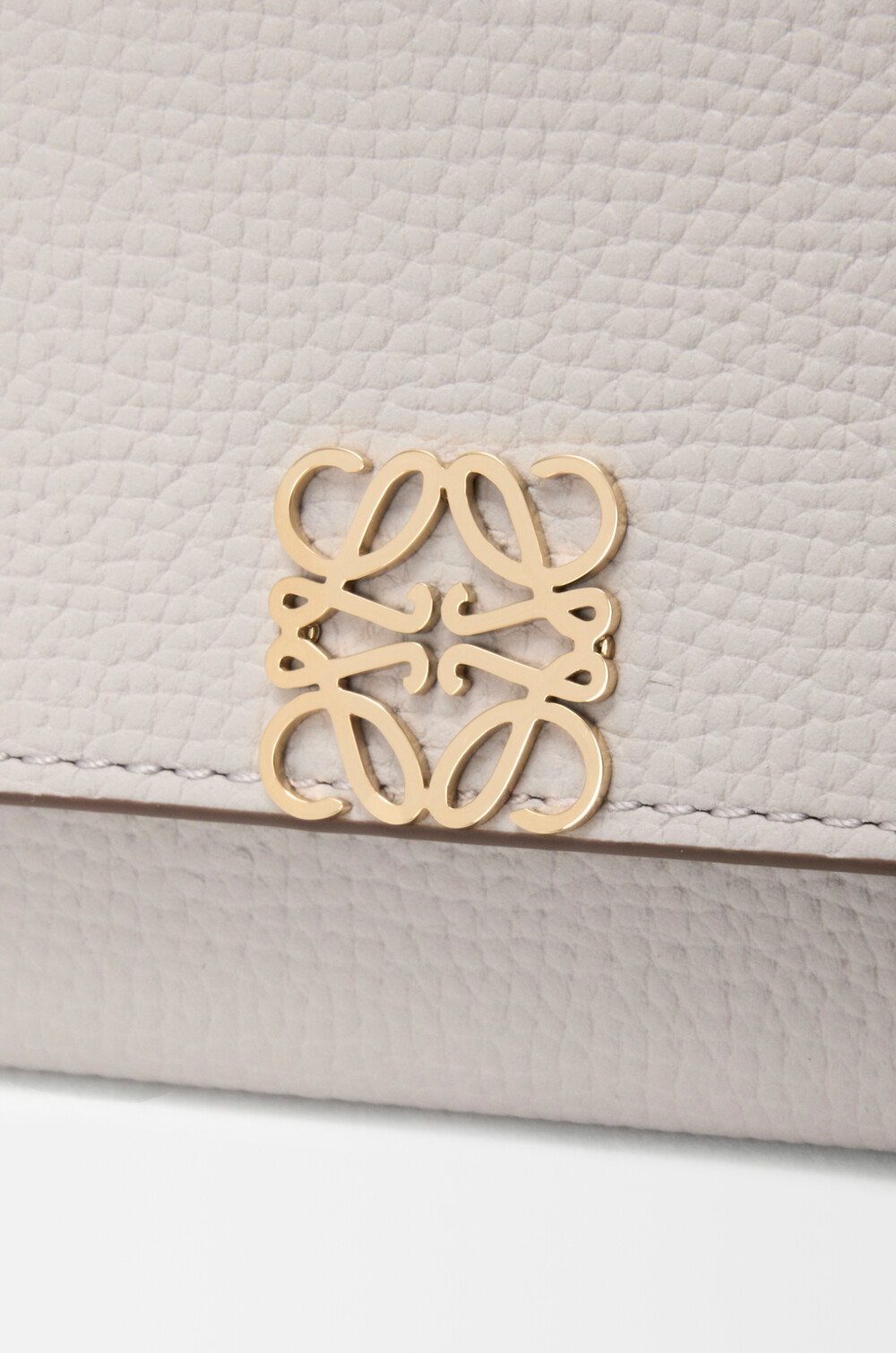 Loewe Anagram Continental Wallet In Pebble Grained Calfskin In Gray