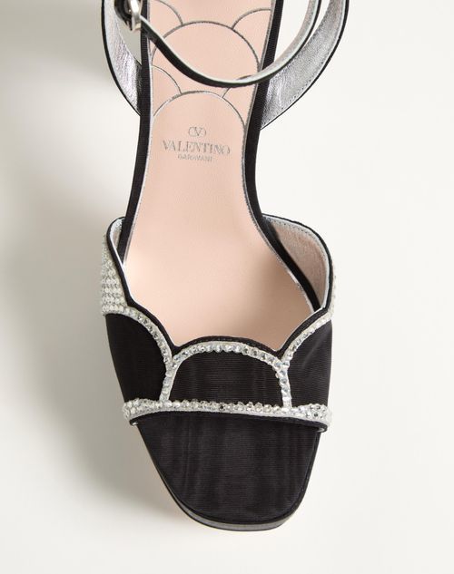 Valentino Bowow 110 Faille And Crystal-embellished Metallic Leather Platform Sandals In Black