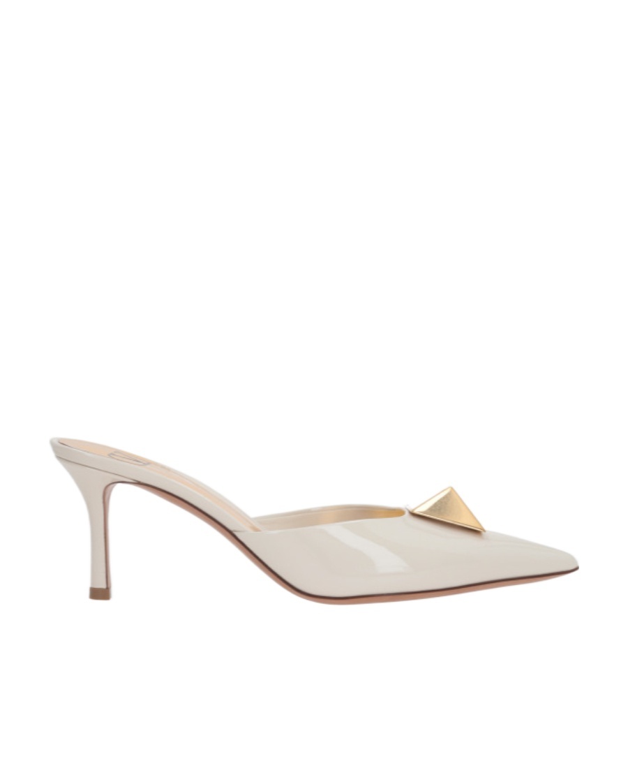 Valentino One Stud Pointed Mules In Nude