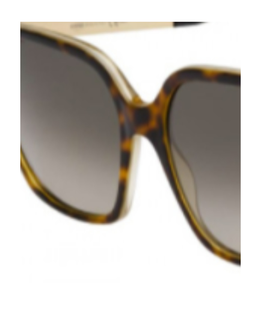 Fendi Square Sunglasses In Black