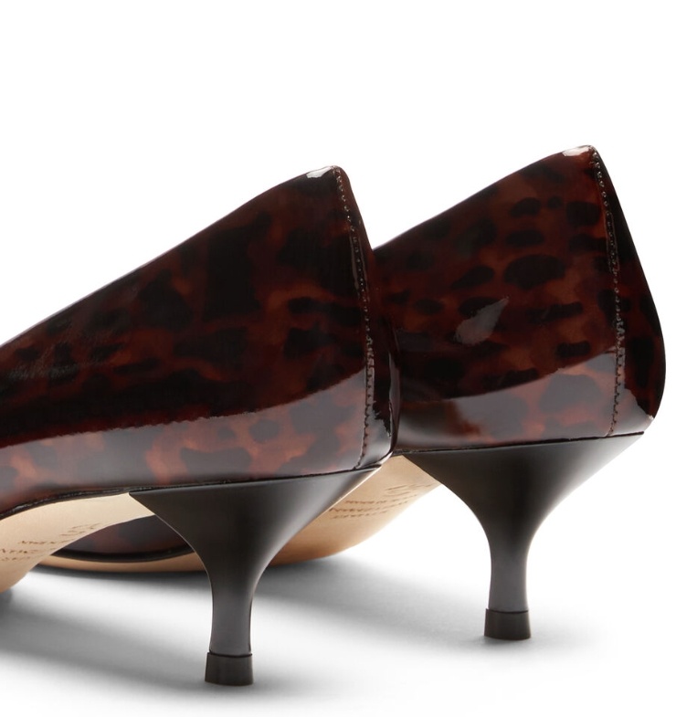 Stuart Weitzman Wearing High Heels In Black