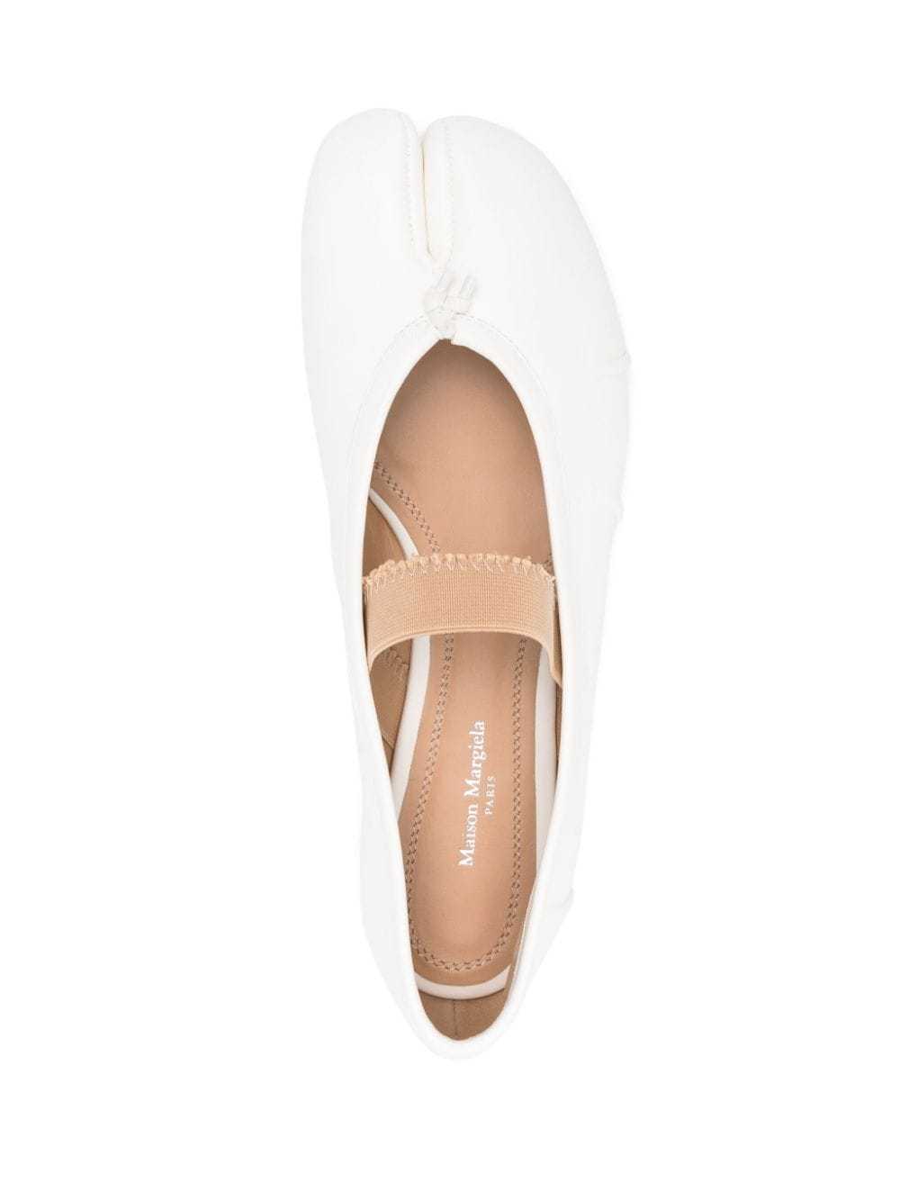 Maison Margiela Tabi Split-toe Leather Ballet Flats In White