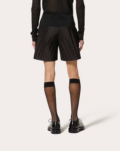 VALENTINO VALENTINO PLEATED ABOVE-KNEE LENGTH SHORTS