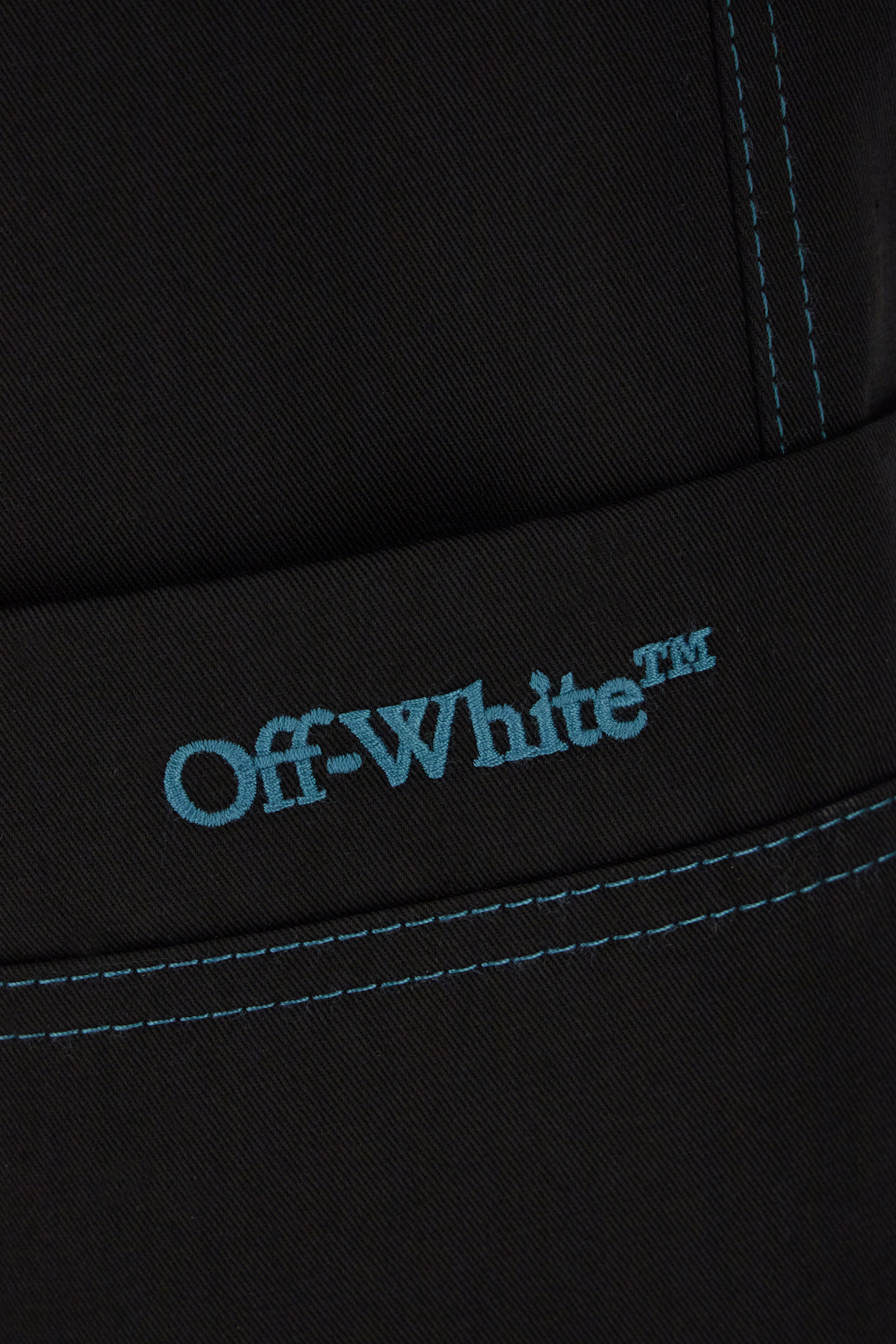Off-white Cotton Cargo Pants With Multiple Pockets In Black