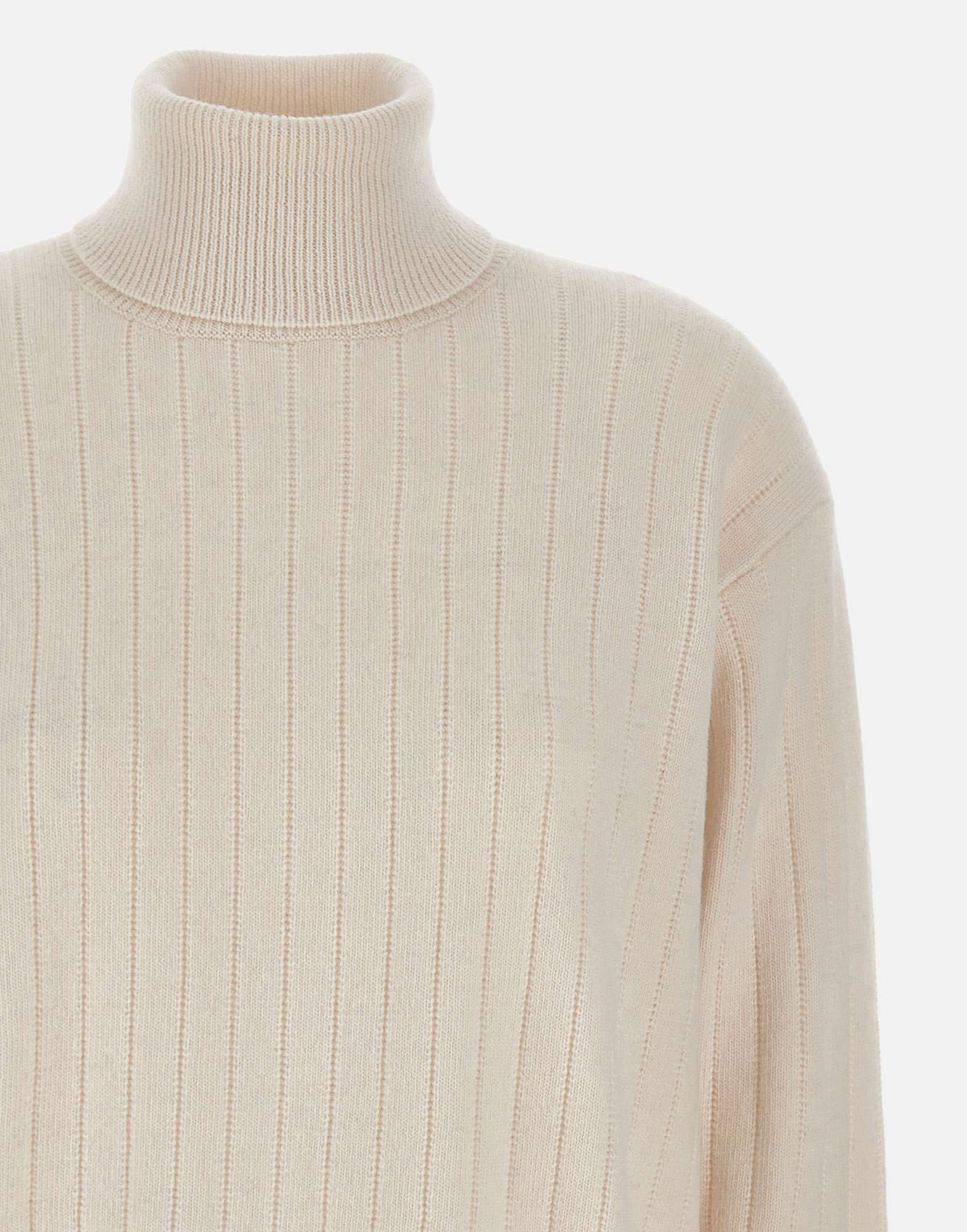 Eleventy Turtleneck Ribbed Sweater In Neutral