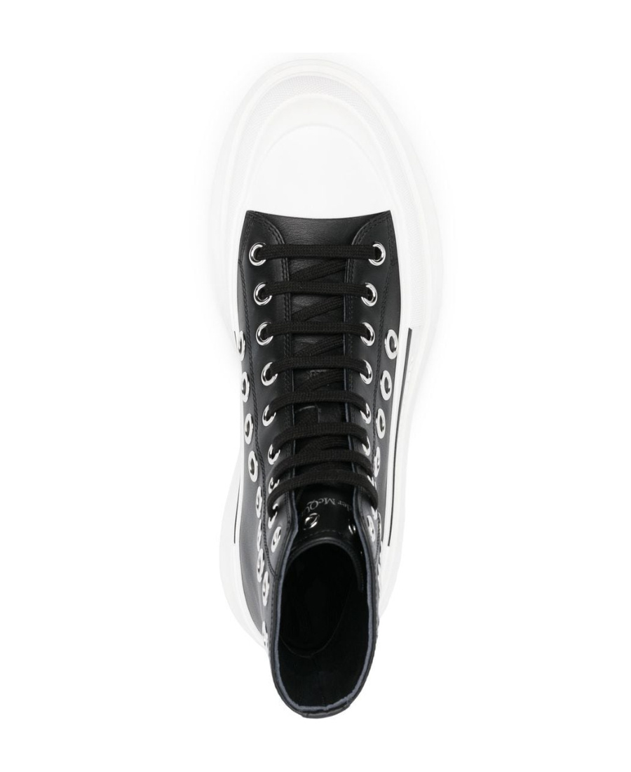 Alexander Mcqueen Tread Slick Boots In White