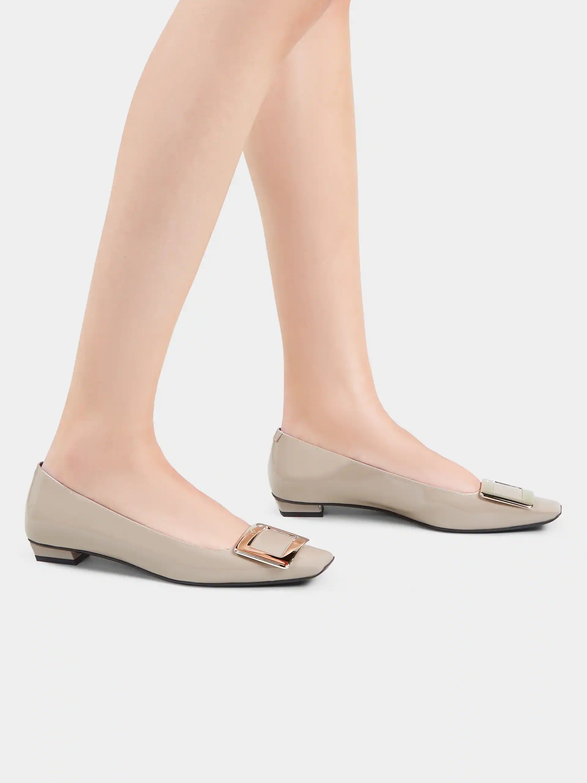 Roger Vivier Belle Vivier Square Button Flat Sole Shoes In Nude