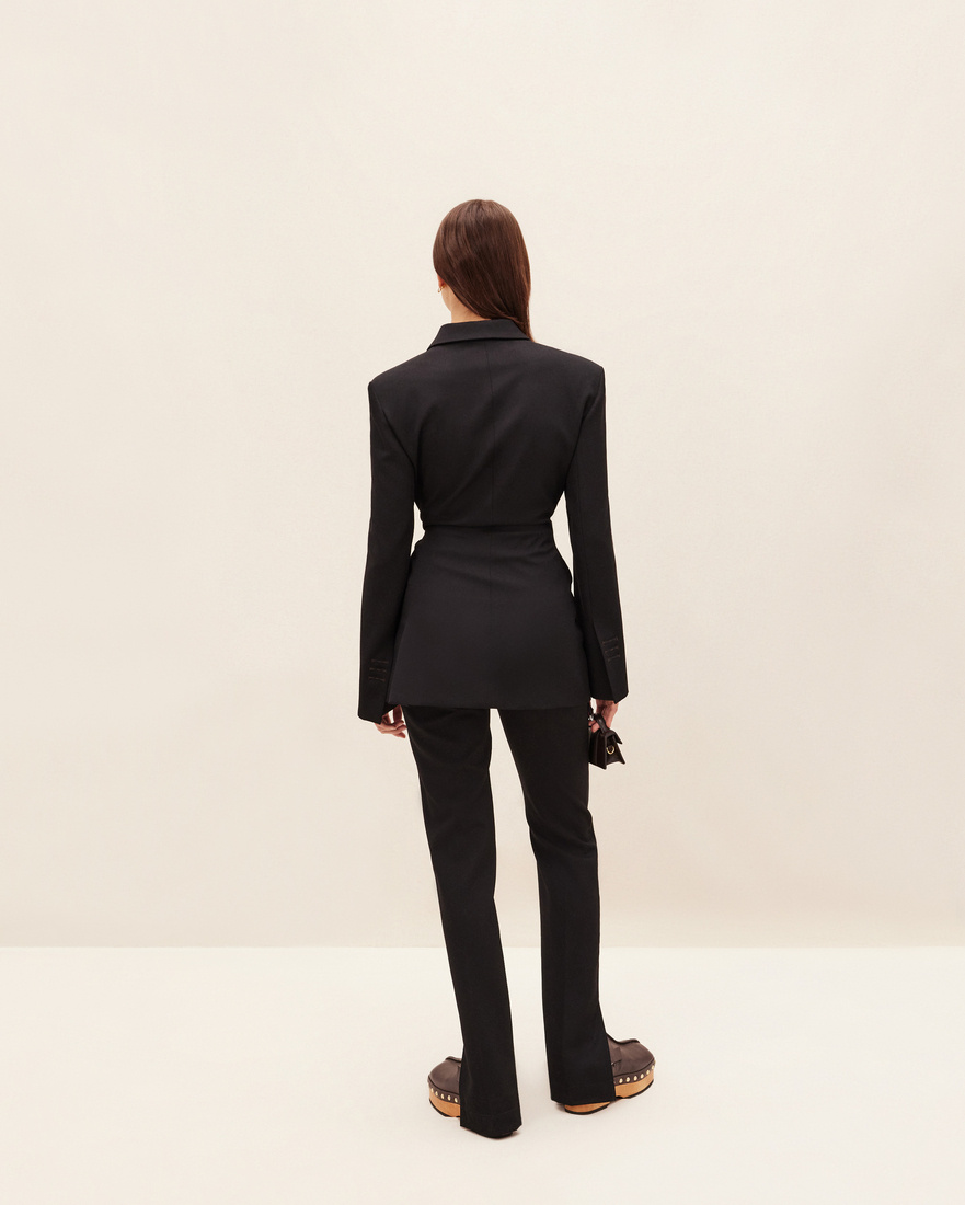 Jacquemus Crossover Double Breasted Blazer In Black