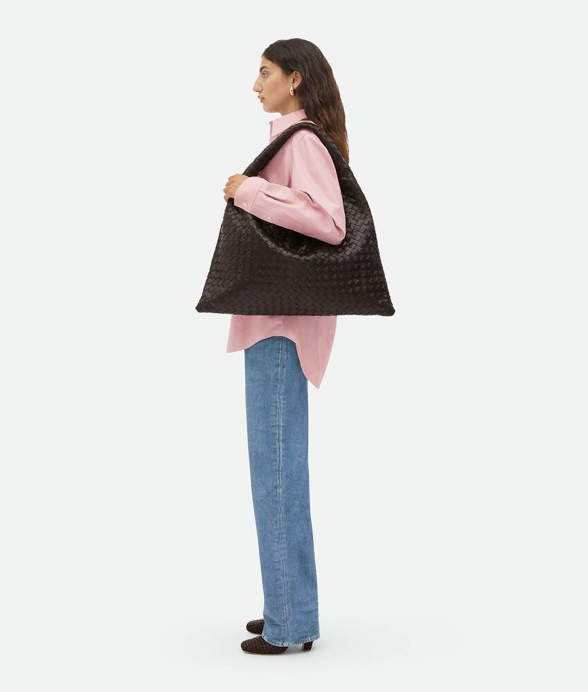 Shop Bottega Veneta Large Hop In Brown