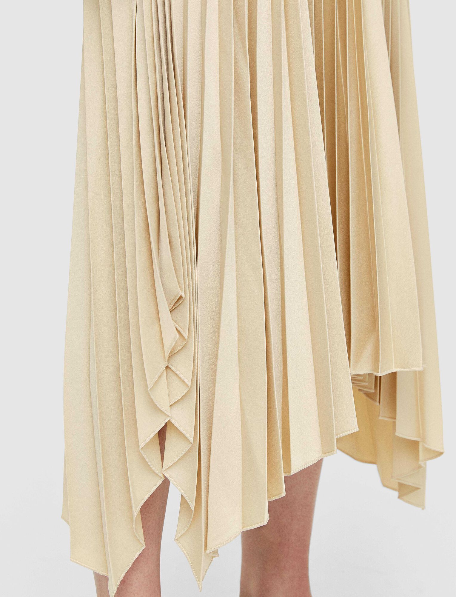 Joseph Short Sleeve Dress In Nude