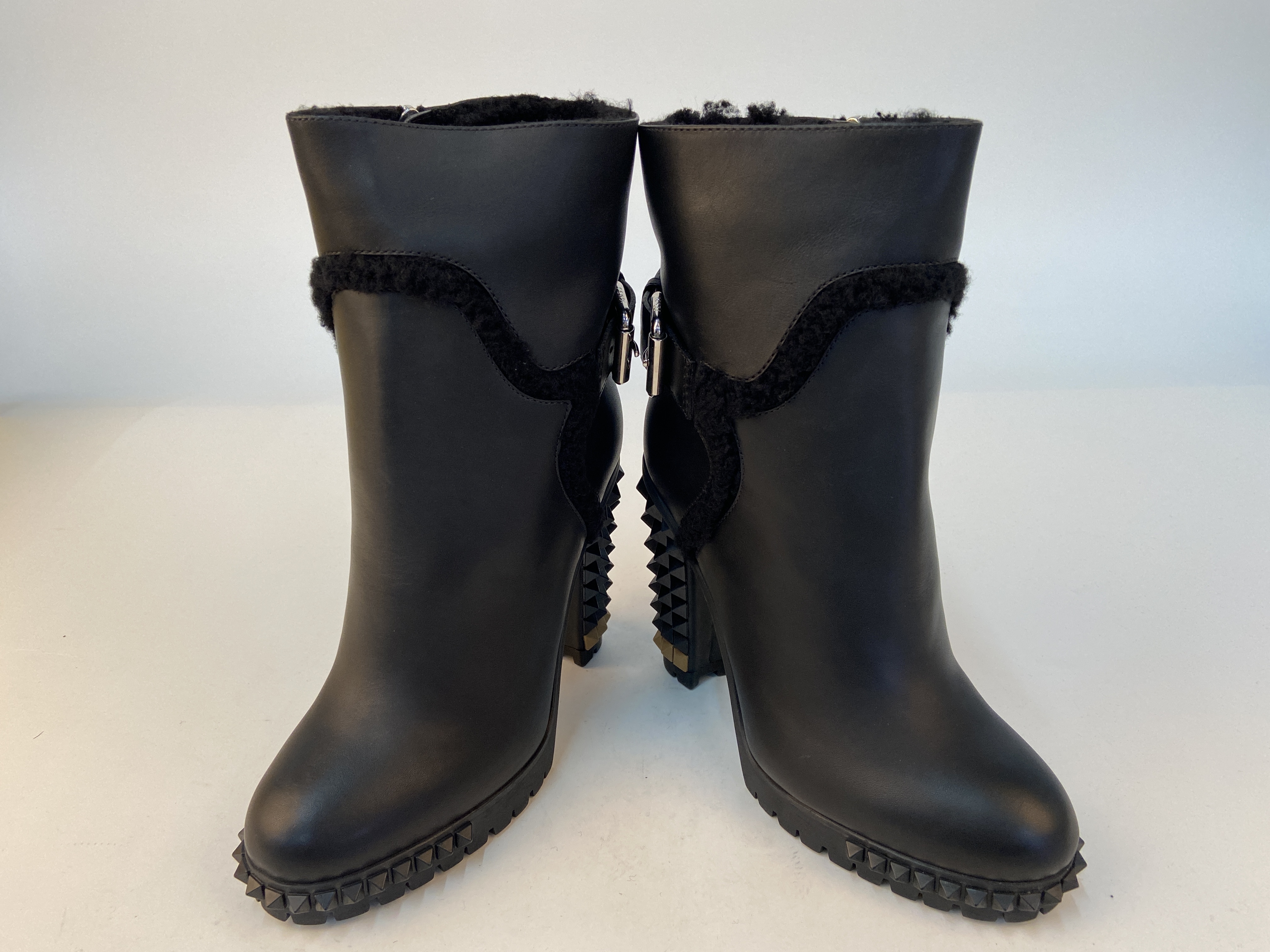 Fendi High-heeled Boots In Black