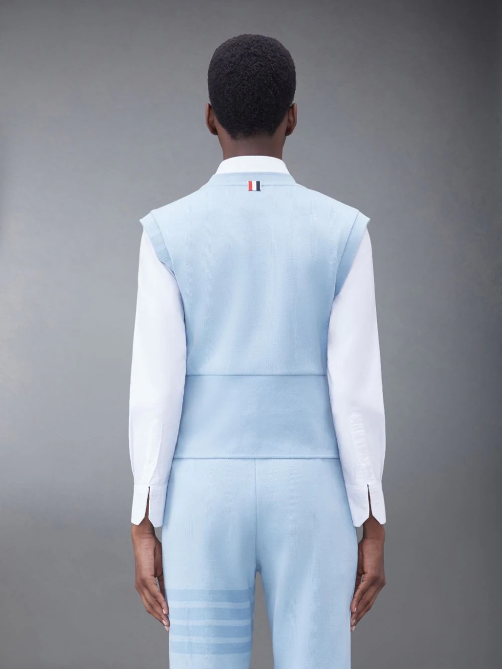 Thom Browne Logo-patch Sleeveless Cotton Top In Blue