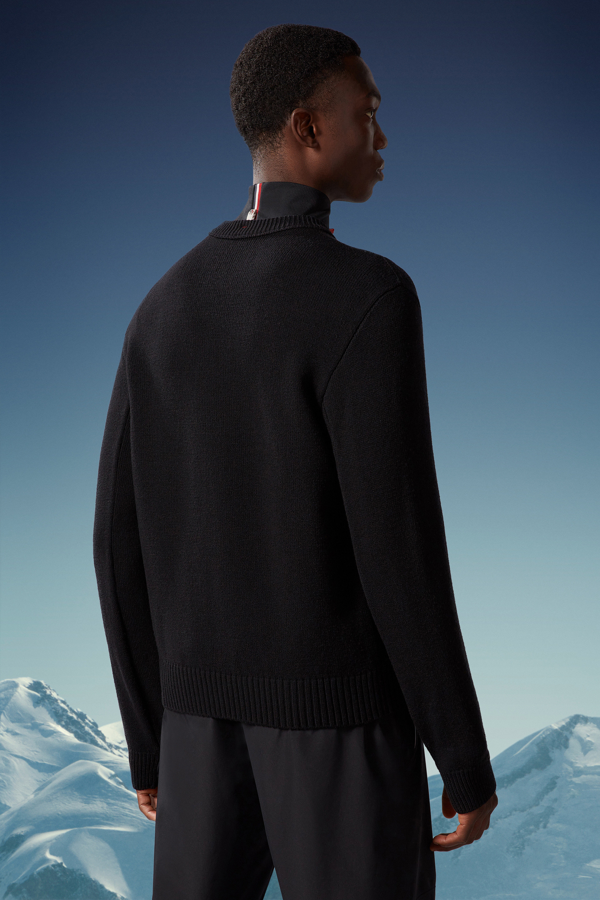 Moncler Stretch Wool Blend Crewneck Sweater In Black