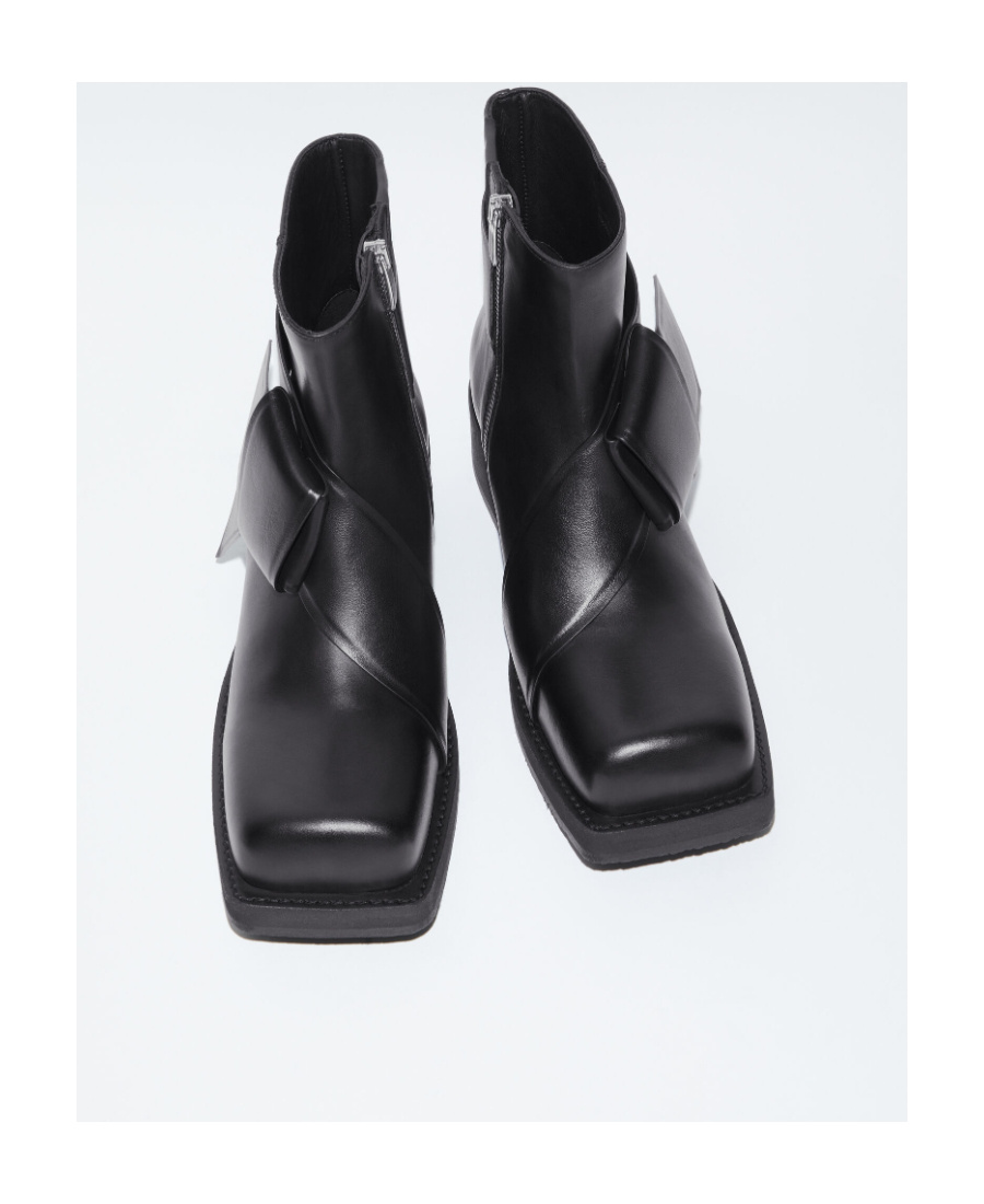 Acne Studios Knot-detail Leather Ankle Boots In Black