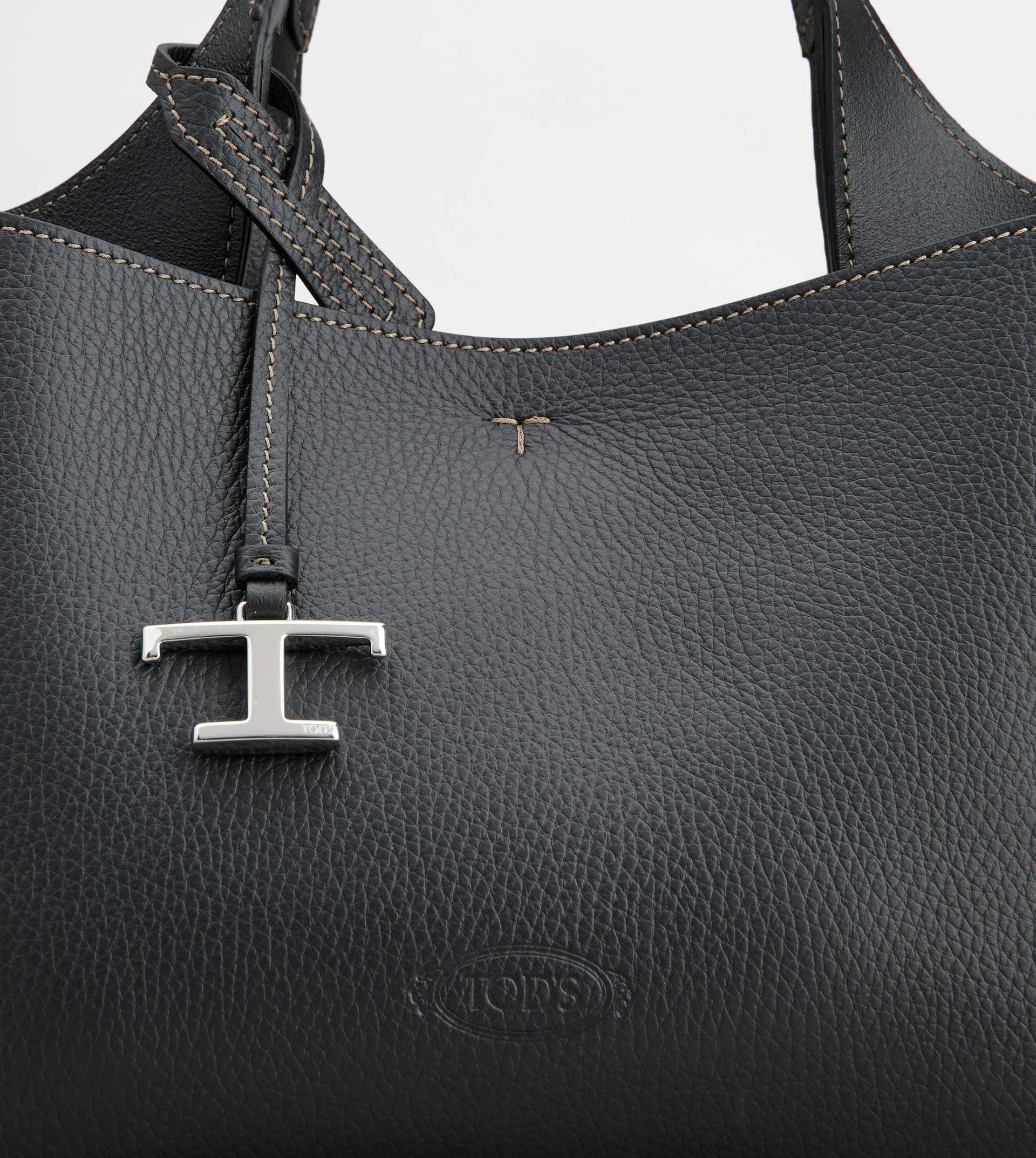 Tod's Mini Leather Shopping Bag With Grained Texture In Black