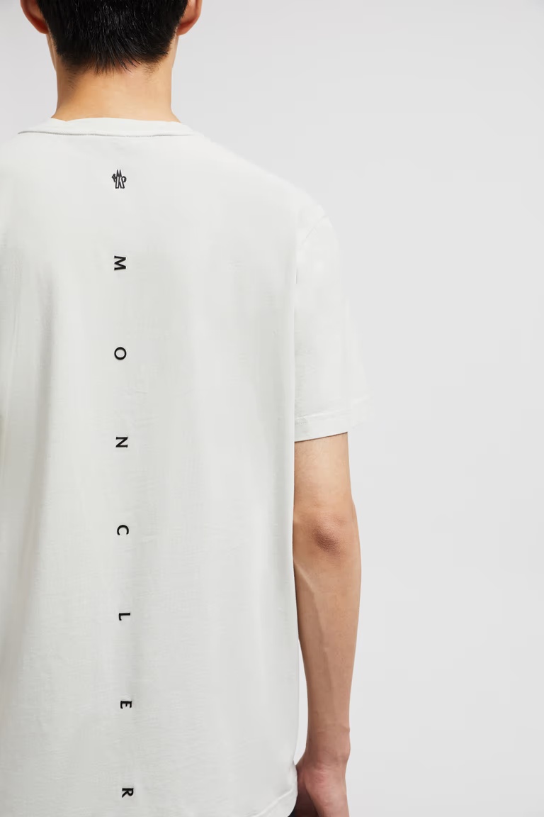 Moncler Logo T-shirt In Gray