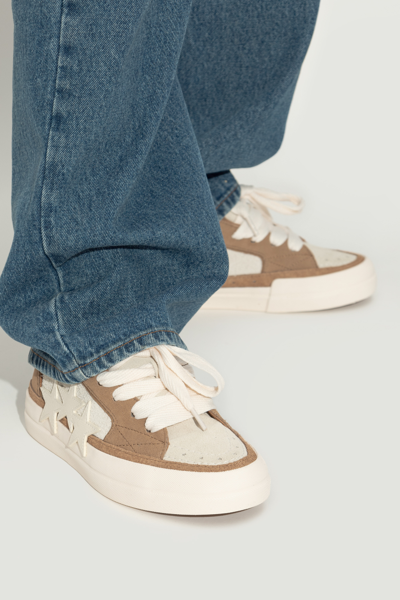 Amiri Lace-up Low-top Sneakers