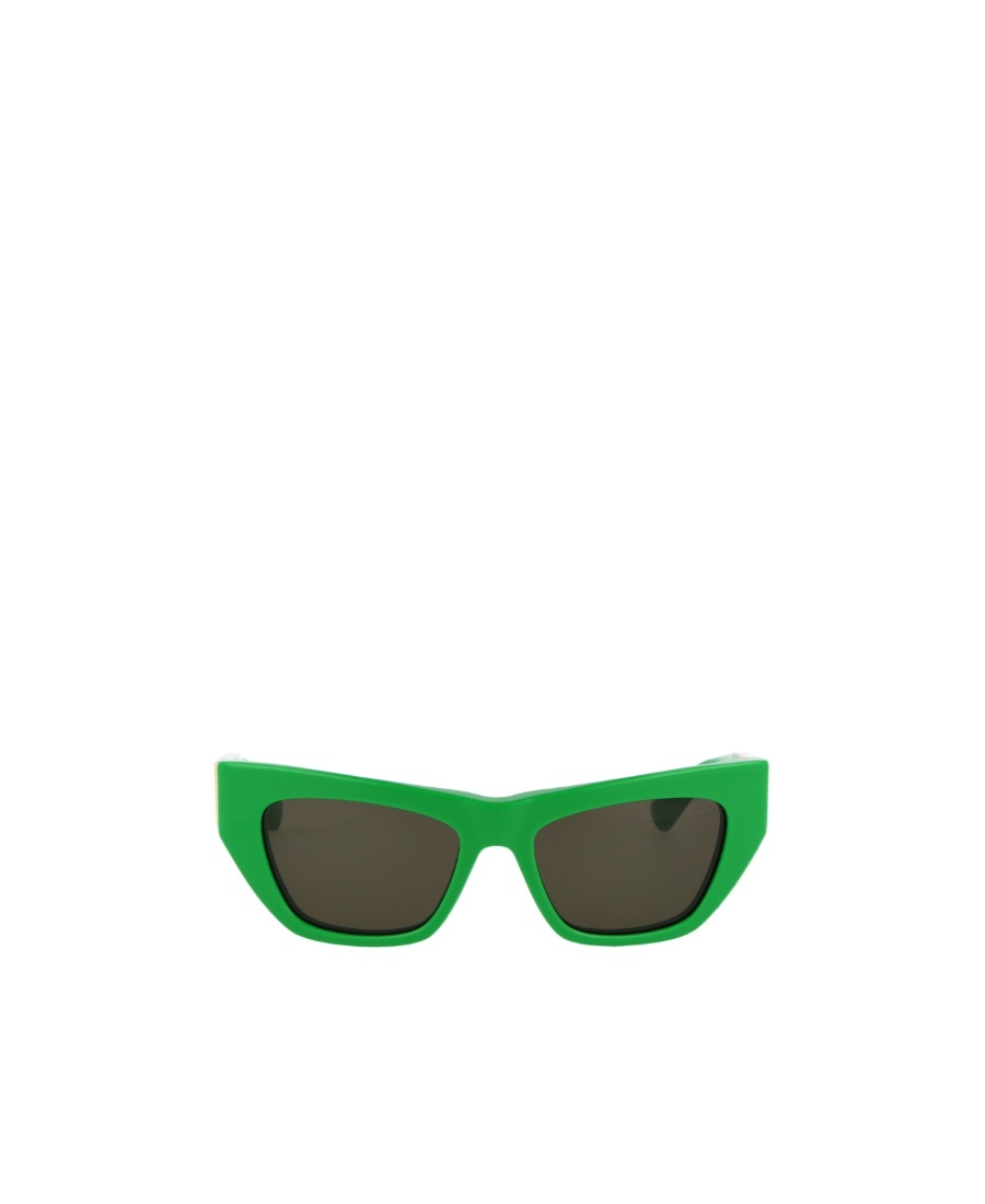 Bottega Veneta Cat-eye Style Frame Sunglasses In Black