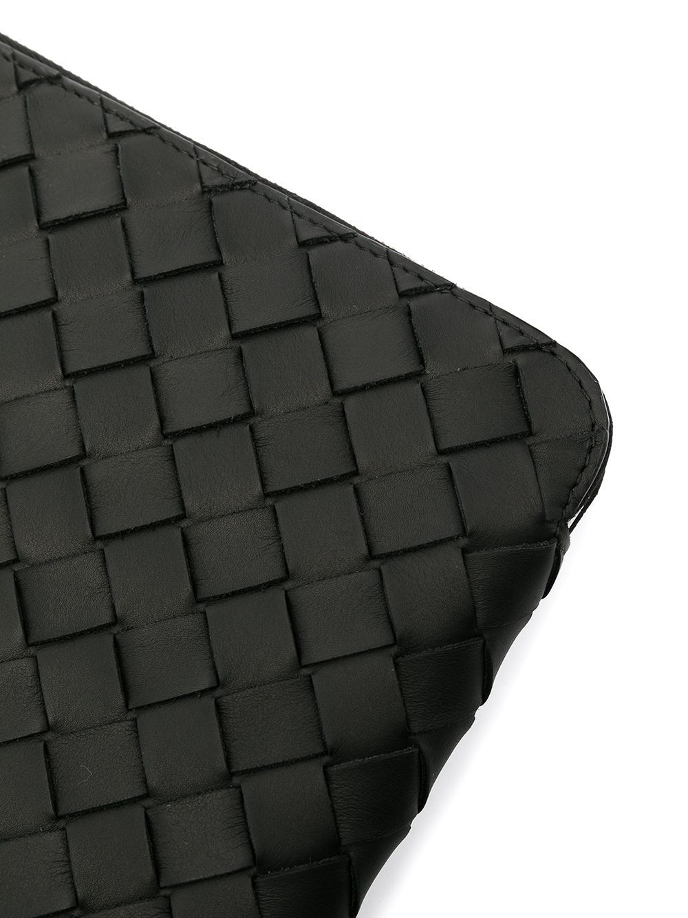 Bottega Veneta Intreacciato Zip-around Laptop Case In Black