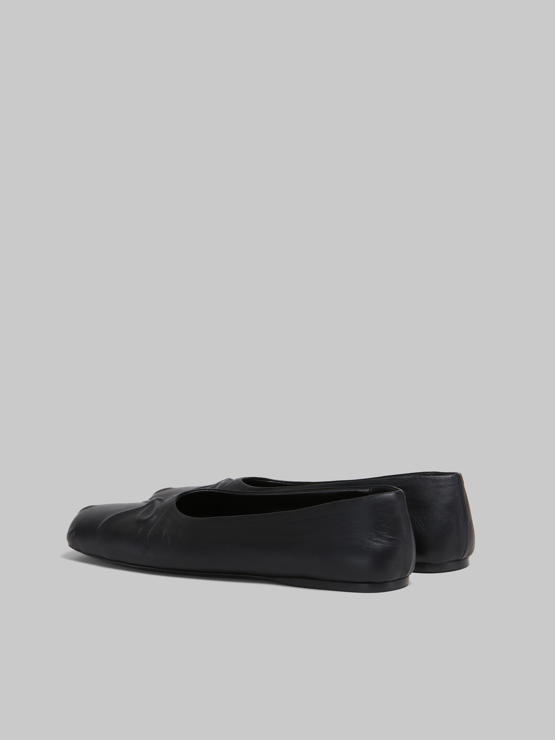 Marni Leather Little Bow Ballerina In Black