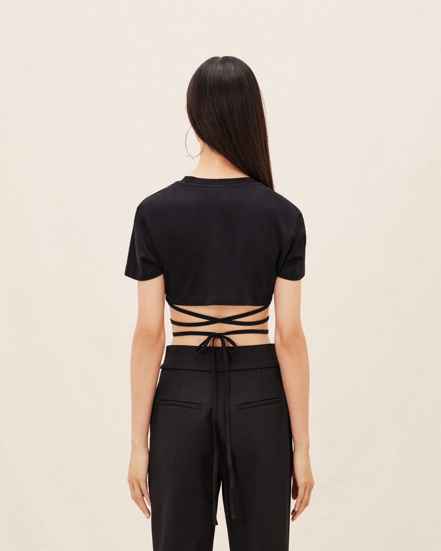 Jacquemus Wraparound Cropped T-shirt In Black