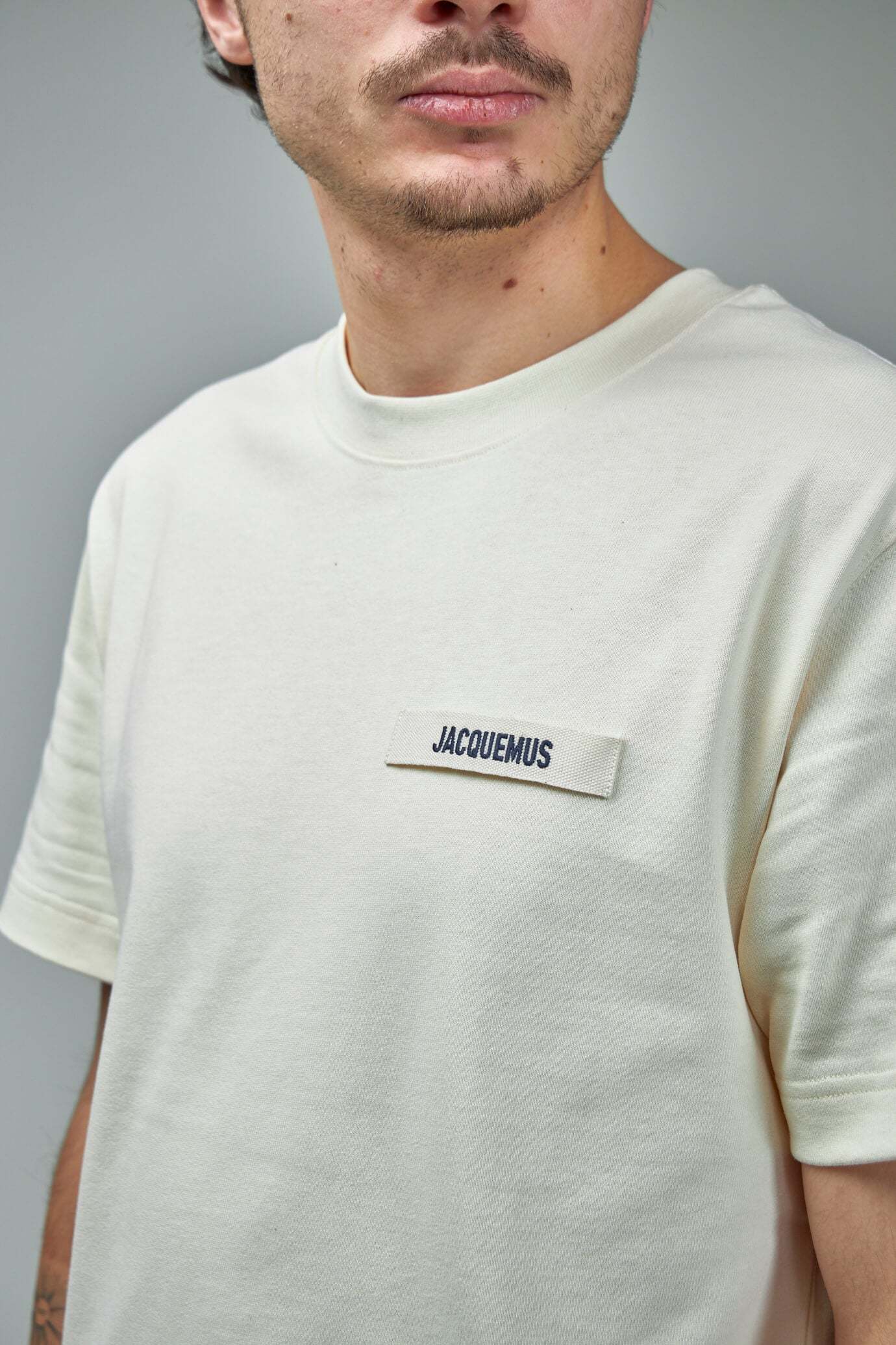 Jacquemus Short-sleeved T-shirt In Gray