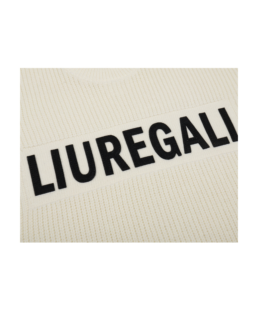 Liuregali Long-sleeved Sweater In White