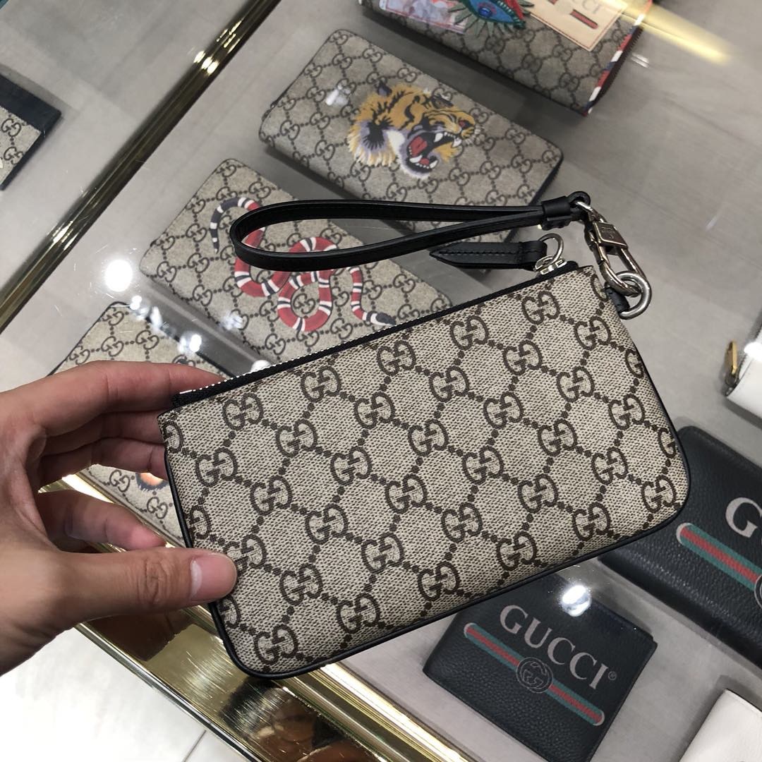 Gucci Tiger Head Printed Wallet In Nude